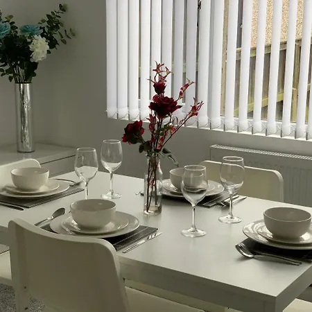 Apartment Helston House