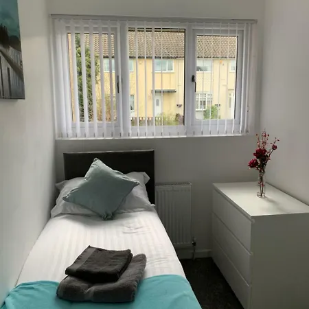 Helston House Apartment